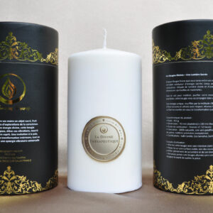 Bougie Divine Thérapeutique rayonnant une lumière de guérison et d’harmonie
