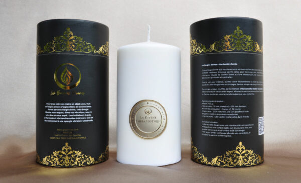 Bougie Divine Thérapeutique rayonnant une lumière de guérison et d’harmonie